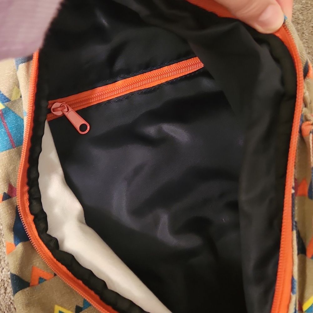KAVU "Range" Patterned Sling Rope Bag - Picture 6 of 12